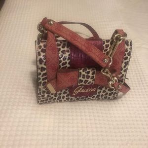 Guess purse